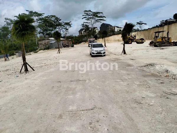 image TANAH KAPLING DEKAT PANTAI PANDAWA (2)