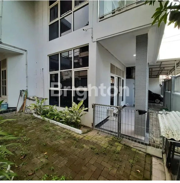 image RUMAH SECOND SIMPANG DARMO (2)