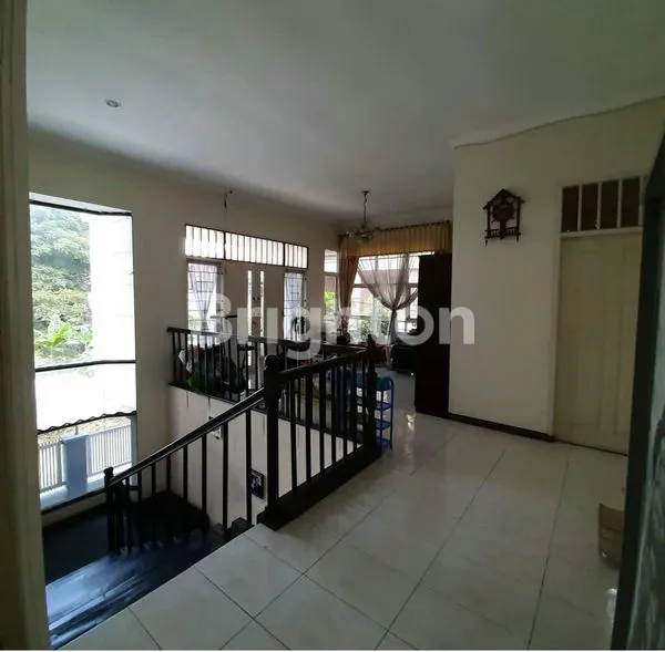 image RUMAH SECOND SIMPANG DARMO (8)