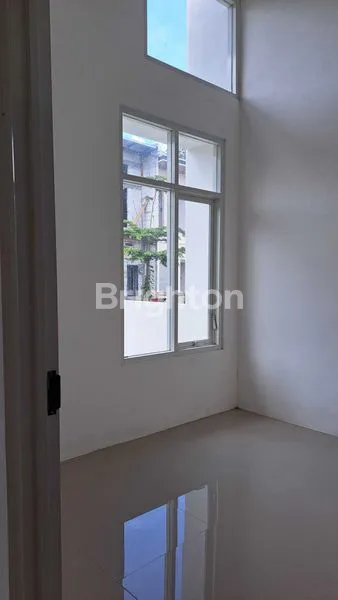 image RUMAH BARU LT 72/LB 45, DEKAT TOL SAWOJAJAR MALANG (3)