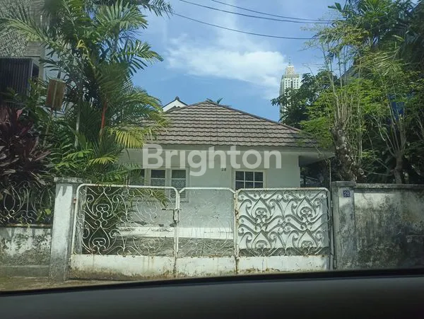 image RUMAH TUA KEBAYORAN BARU, LT 262M², SHM (1)