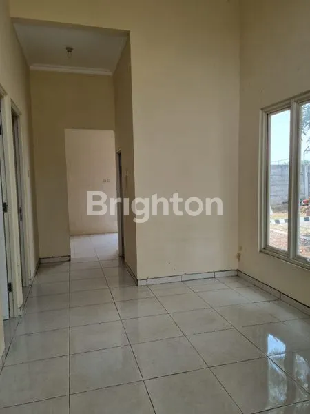 image RUMAH HOOK SHM 141M² DI SAFIRA STONE MASANGAN (2)