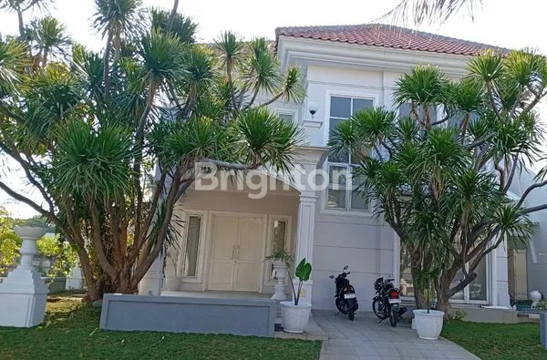 image HUNIAN EKSKLUSIF 4+1 KT DI PERUMAHAN REGENCY 21 SURABAYA (1)