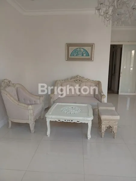 image HUNIAN EKSKLUSIF 4+1 KT DI PERUMAHAN REGENCY 21 SURABAYA (4)