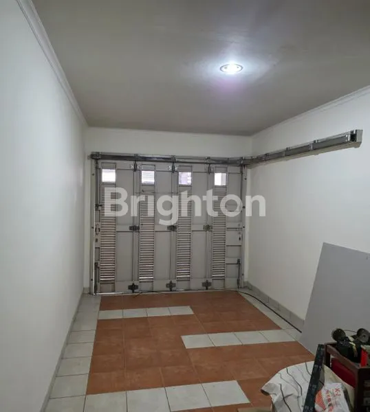 image RUMAH SIAP HUNI DI BSD, LINGKUNGAN ASRI, AKSES MUDAH (7)