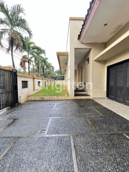 image DIJUAL RUMAH MEWAH DI CIBUBUR JAKARTA TIMUR (5)