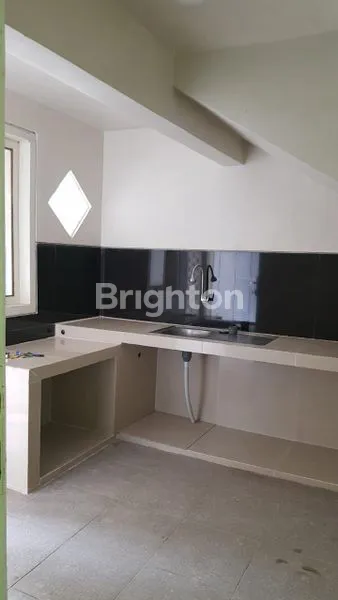 image RUMAH EX KOS 2 LANTAI | LOKASI STRATEGIS DEKAT PERBATASAN SURABAYA - SIDOARJO (8)