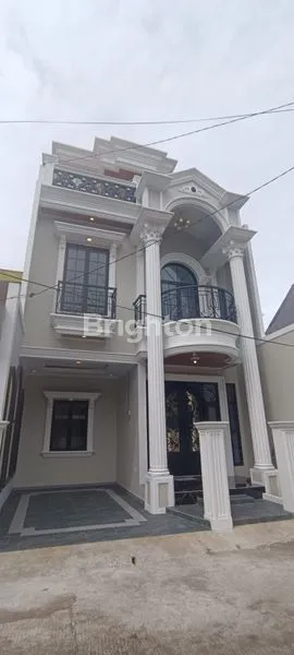 Gambar Property RUMAH MODERN 3 LANTAI, SHM, HARGA MENARIK