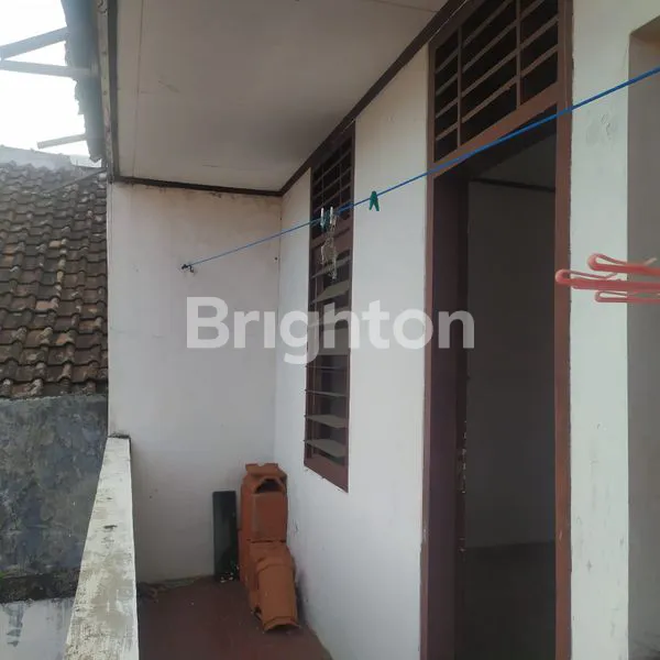 image RUMAH HOOK  1,5 LANTAI DI NGAGEL WASANA SURABAYA DEKAT RAYA MANYAR RMI BRATANG (3)
