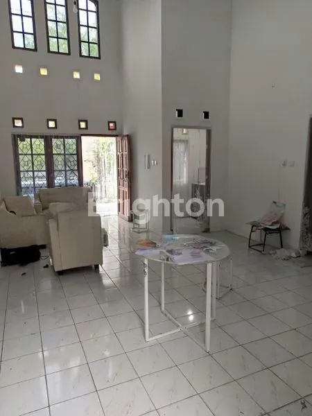 image RUMAH FULL FURNISHED TERAWAT (3)