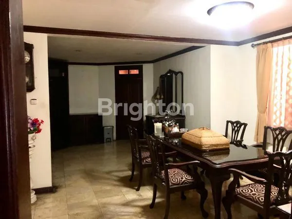 image HUNIAN EKSKLUSIF SHM, LT 425M², SIAP HUNI DI JAKSEL (4)