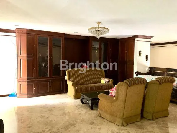 image HUNIAN EKSKLUSIF SHM, LT 425M², SIAP HUNI DI JAKSEL (6)