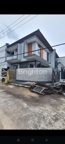 image RUMAH MEWAH 2 LANTAI SUTOREJO PRIMA SELATAN (5)