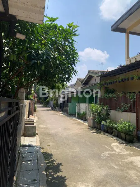 image DIJUAL RUMAH 2 LANTAI KOMPLEK PELNI DEPOK (7)