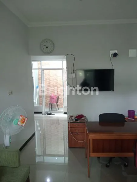 image RUMAH MINIMALIS MODERN UNDER 1M KEBRAON (7)