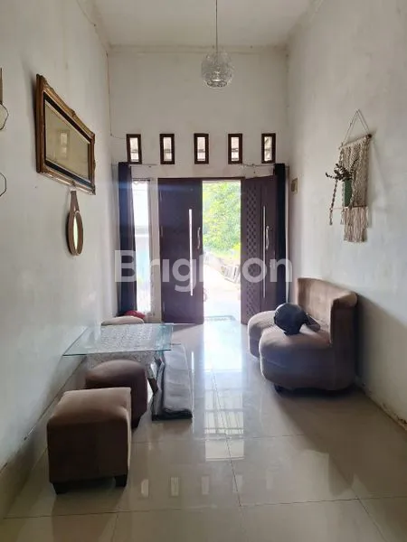 image RUMAH MEWAH KONSEP MINIMALIS DEKAT RUMAH SAKIT HERMINA (3)