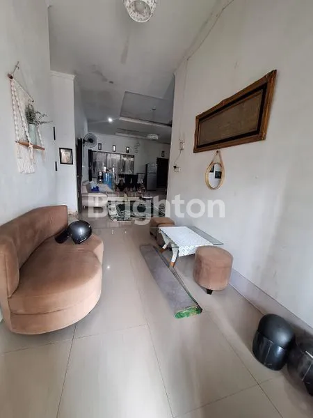 image RUMAH MEWAH KONSEP MINIMALIS DEKAT RUMAH SAKIT HERMINA (6)