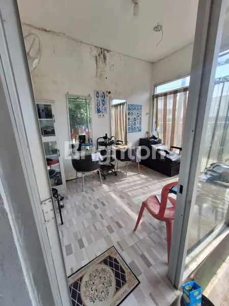 image RUMAH MEWAH KONSEP MINIMALIS DEKAT RUMAH SAKIT HERMINA (2)