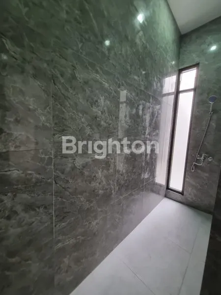 image RUMAH BARU SCANDINAVIAN MINIMALIS DI PRAPEN INDAH, TENGGILIS MEJOYO - SURABAYA (4)