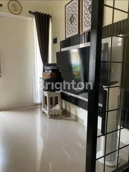 image JUAL CEPAT HARGA MIRING RUMAH TERAWAT DI CITRALAND CIBUBUR (6)