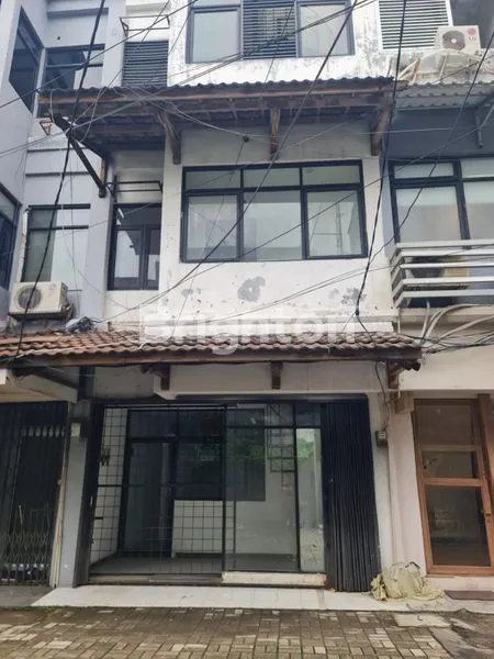 image RUKO 3 LANTAI DI CIPETE, DEKAT RS FATMAWATI (2)