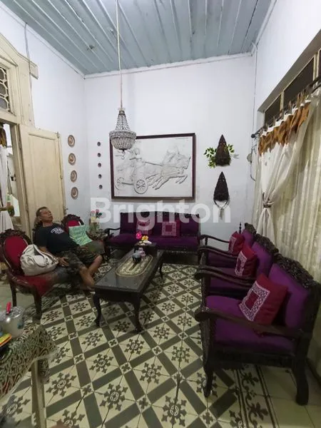 image RUMAH TUA BERGAYA BELANDA, LT 340M² DI PUSAT SALATIGA (6)