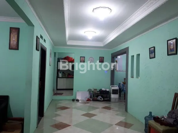 image JUAL RUMAH 2 LT LINGKUNGAN TENANG BEBAS BANJIR .LOKASI JLN SWADARMA DEKAT GREEN PERMATA  (8)