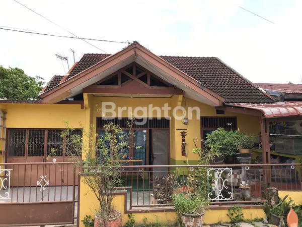 image RUMAH SIAP HUNI DI CEMPAKA UJUNG HARGA 735.000.000 NEGO (1)