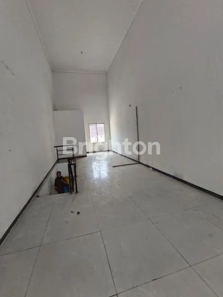 image RUKO STRATEGIS DI PUSAT KULINER SALATIGA, 2 LANTAI (3)