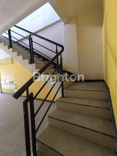 image RUKO STRATEGIS DI PUSAT KULINER SALATIGA, 2 LANTAI (7)