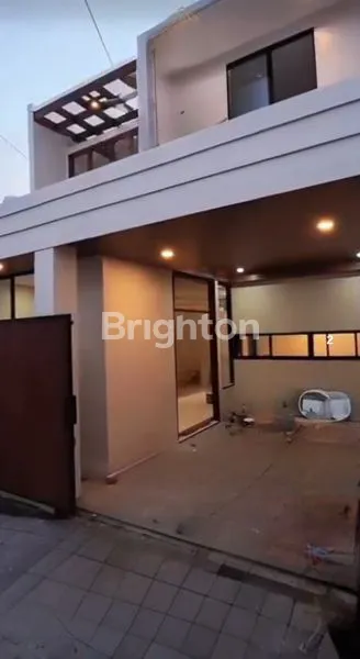 image RUMAH SEMI VILLA (2)