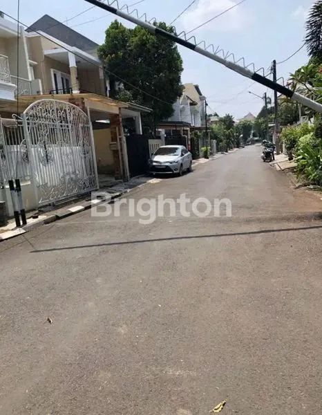 image HUNIAN ELITE 2 LANTAI DI PONDOK INDAH, 3+1 KT, SHM (1)