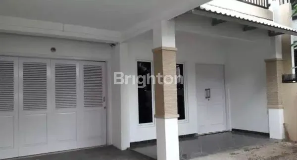 image HUNIAN ELITE 2 LANTAI DI PONDOK INDAH, 3+1 KT, SHM (2)