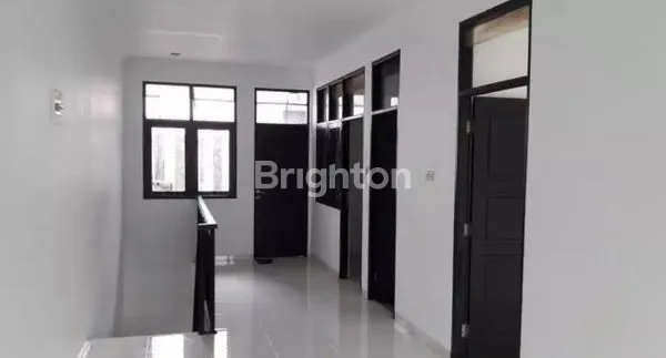 image HUNIAN ELITE 2 LANTAI DI PONDOK INDAH, 3+1 KT, SHM (4)