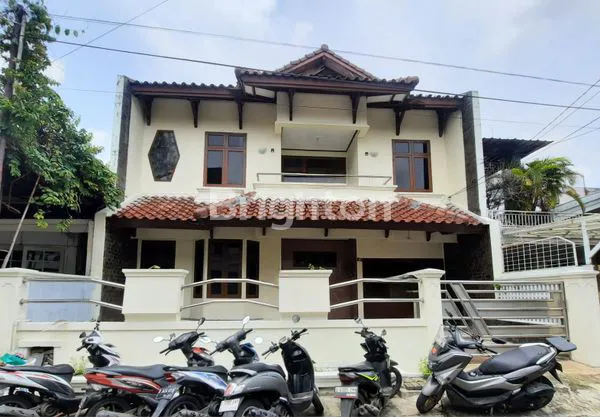 image RUMAH DI PONDOK INDAH, JAKARTA SELATAN (1)