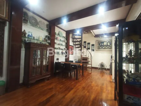 image RUMAH MEWAH DI PERUMAHAN ELIT DI CIBUBUR (2)