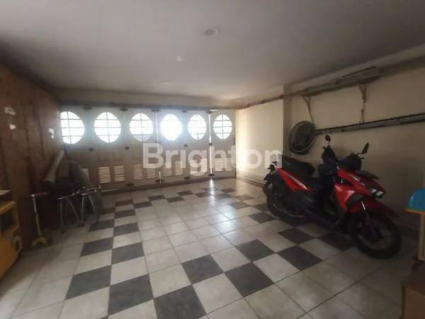 image RUMAH MEWAH DI PERUMAHAN ELIT DI CIBUBUR (5)