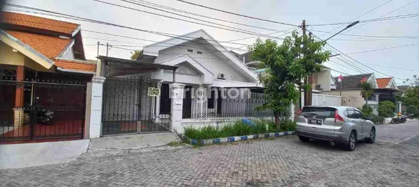 image  RUMAH HITUNG TANAHNYA SAJA SUTOREJO ROW JALANPALING LEBAR (1)