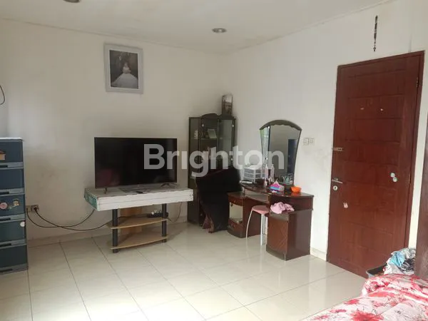 image RUMAH 3 LANTAI DI RAWAMANGUN JAKARTA TIMUR (1)