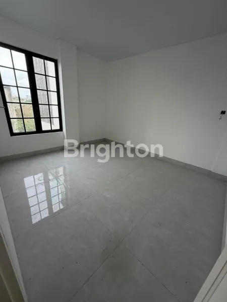 image RUMAH MEWAH SIAP HUNI, SHM, HARGA NEGO DI POLONIA (6)