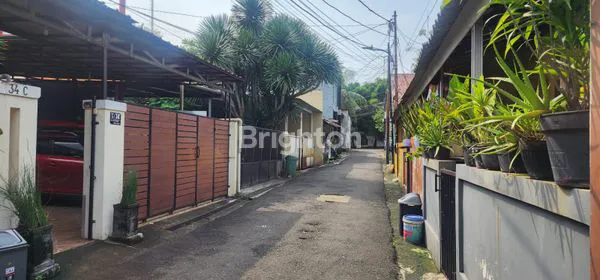 image RUMAH CANTIK DAN NYAMAN DIJAKARTA SELATAN (6)