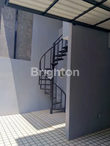 image RUMAH 2 LT RAPI SIAP HUNI DI CENTRO MICHELIA GADING SERPONG TANGERANG  (5)