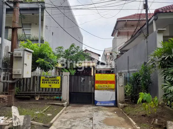 image DIJUAL RUMAH & TANAH STRATEGIS – JL RAYA MENUR SURABAYA (2)