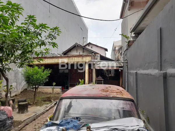 image DIJUAL RUMAH & TANAH STRATEGIS – JL RAYA MENUR SURABAYA (3)
