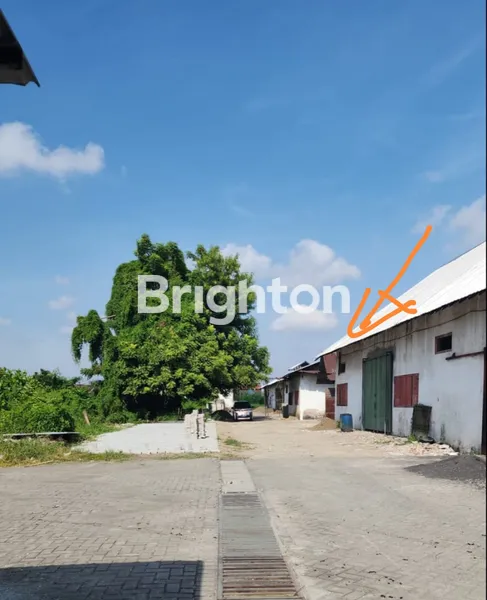 image GUDANG  RAYA KENJERAN NOL JALAN AKSES JALAN MASUK LEBAR (1)