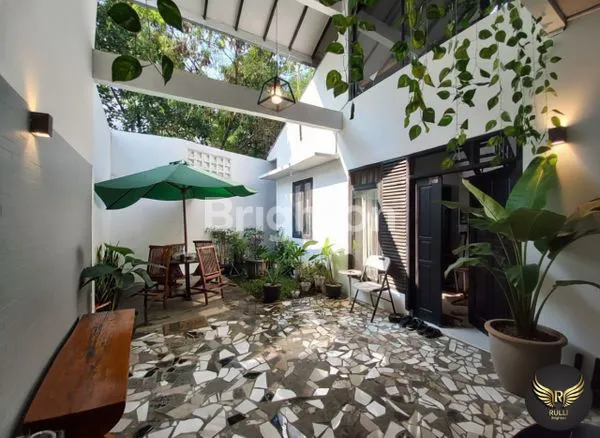 RUMAH UNIK INSTAGRAMABLE, DEKAT UBERTOS DAN RSUD UJUNG BERUNG