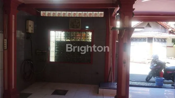 image RUMAH 2 LANTAI SIAP HUNI DI RUNGKUT PERMAI (2)