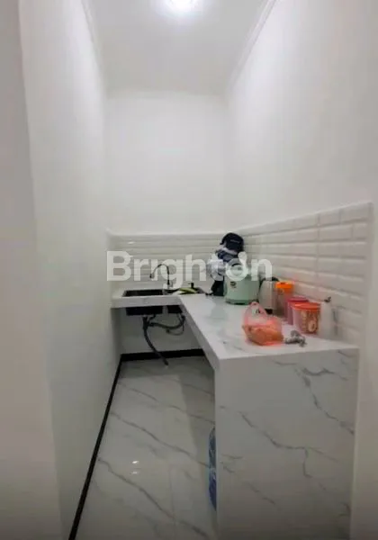 image RUMAH BAGUS 2 LANTAI SIAP HUNI 52M² 3 KT DI SUNTER AGUNG JAKARTA UTARA (4)