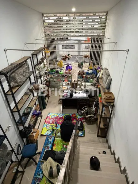 image RUKO 2 LANTAI LOKASI STRATEGIS DI DENPASAR BARAT (4)