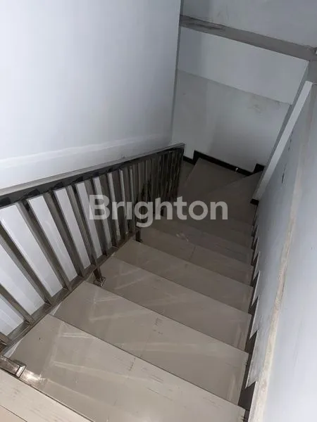 image RUKO 2 LANTAI LOKASI STRATEGIS DI DENPASAR BARAT (7)